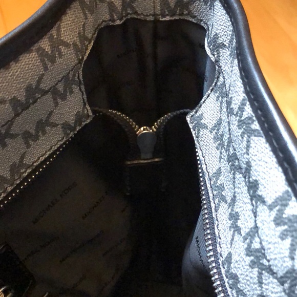 Unused Black/Gray Michael Kors tote bag - Picture 5 of 8